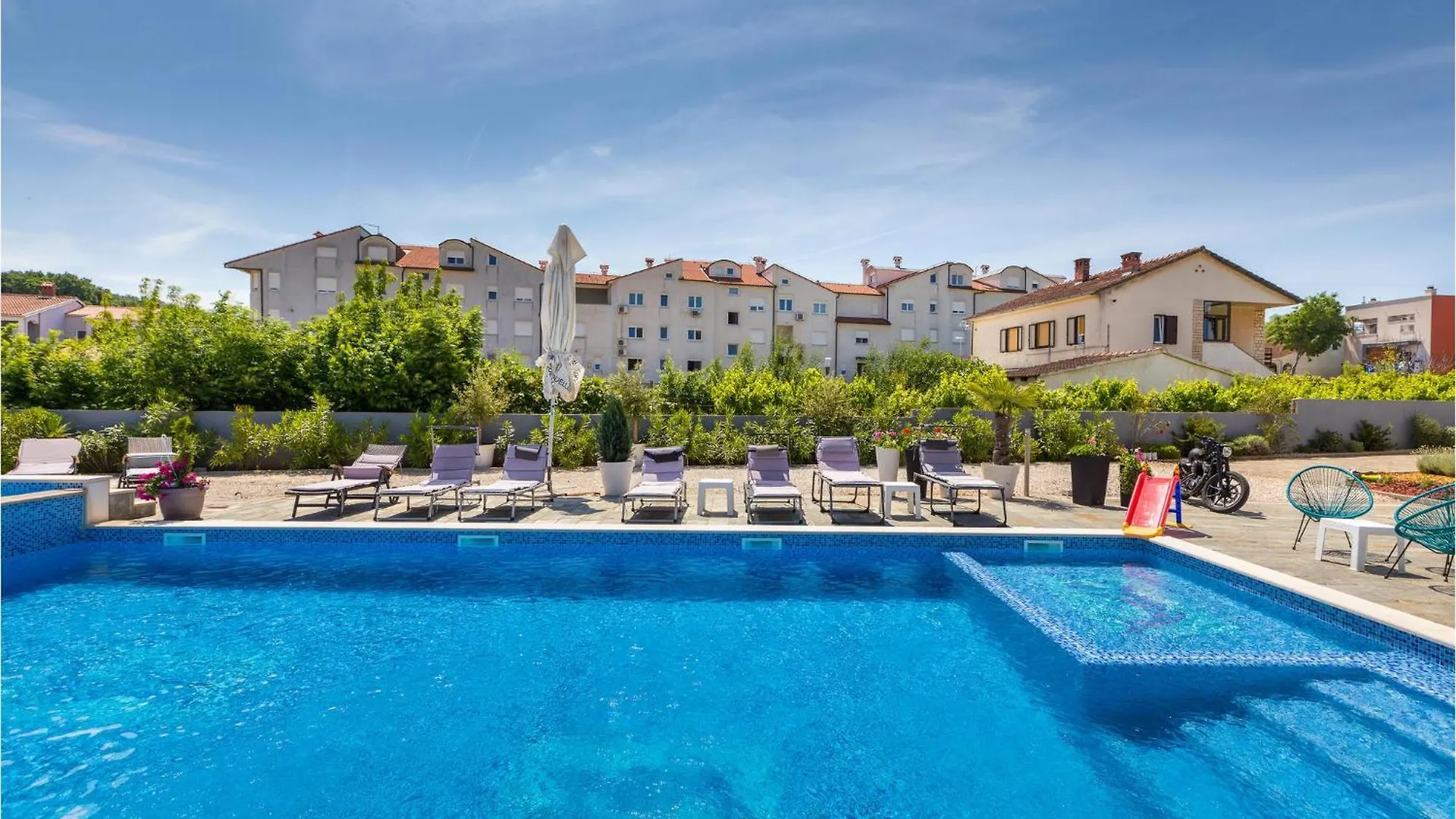 Beautiful Home In Pula With Jacuzzi Vintijan Feriehus